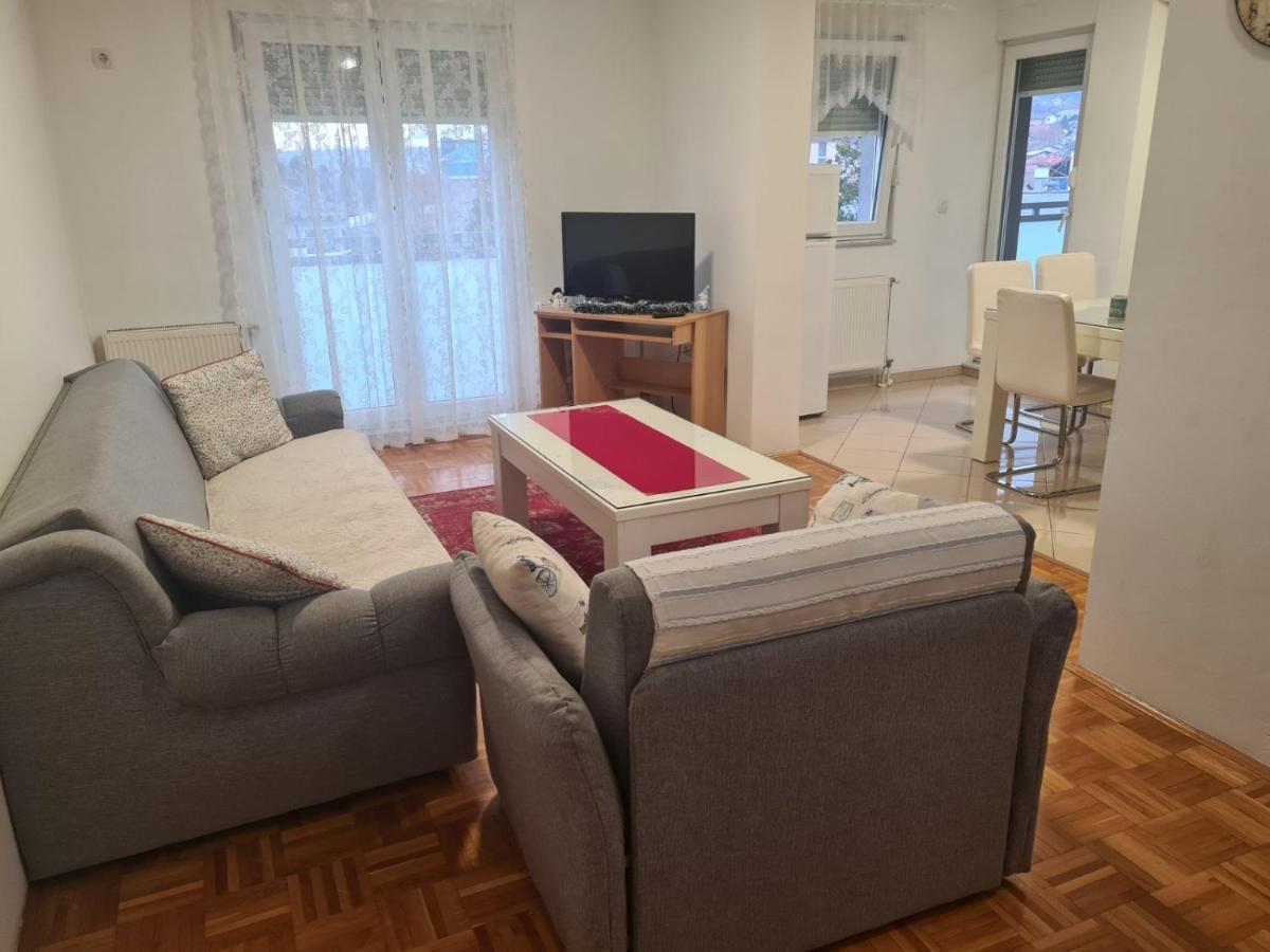 Apartman Bella Apartment โดโบย ภายนอก รูปภาพ